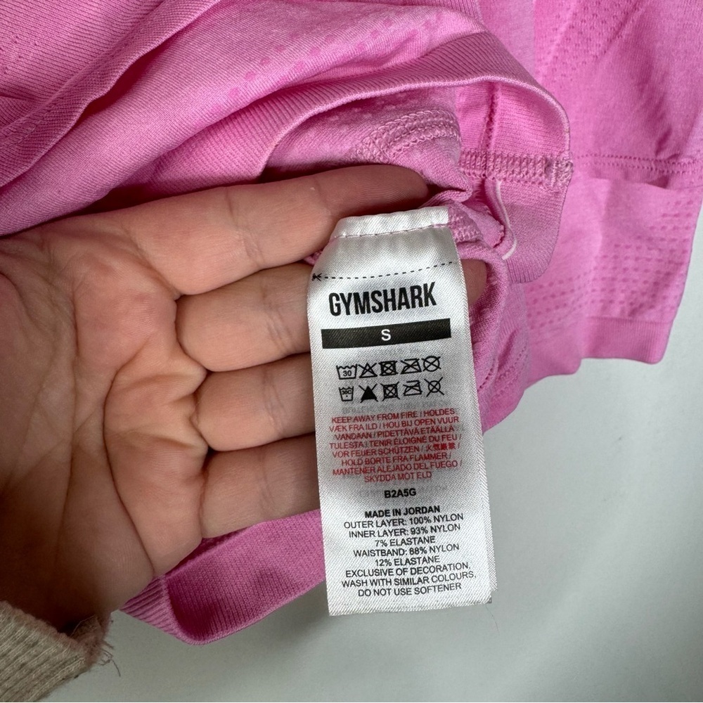 Gymshark Vital Seamless Shorts 2.0 in Bubblegum Pink Size‎ Small - Picture 4 of 4